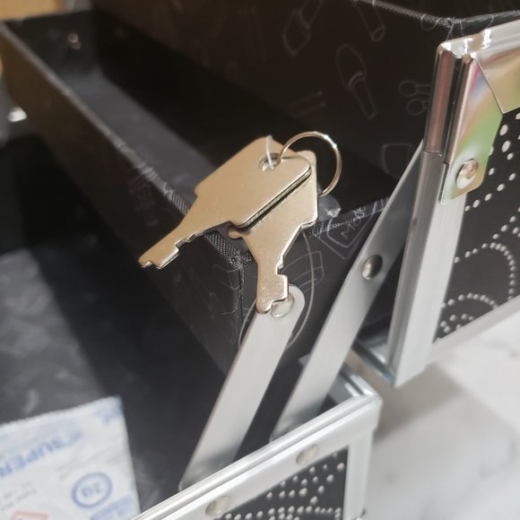 MODELLA Beauty Vanity Case, Storage- Organization Box - Picture 14 of 16